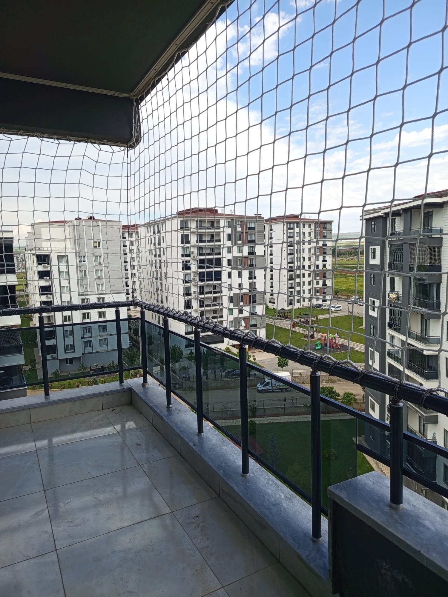 Balkon File Montajı